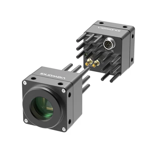 VC-25MX-M/C 42 I | 5120 × 5120 해상도의 25MP급 CMOS 센서를 적용하여 정밀 검사에 대응하는 AREA 스캔 솔루션입니다.
최대 41.7 fps 촬영을 지원하며, CoaXPress(CXP-6) 인터페이스를 통해 대용량 이미지를 손실 없이 전송합니다.
Mono / Color 센서를 지원하여 FPD(디스플레이), PCB, 반도체 검사 등 다양한 머신비전 환경에 적합한 성능을 제공합니다. | 비투에스 제품 이미지